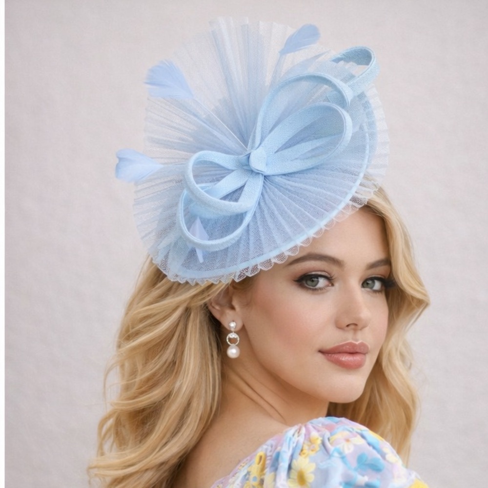 New Kentucky Derby KY Oaks Elegant Light Blue Fascinator Hat Headwear Tea Church